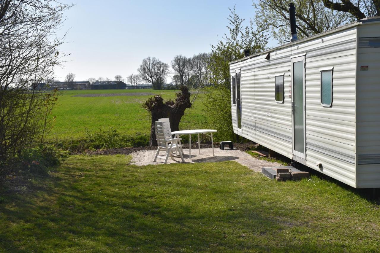 Camping De Blauwe Reiger Pieterzijl Exterior foto