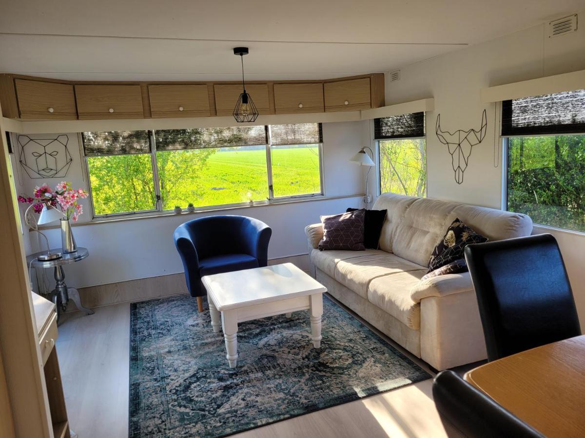 Camping De Blauwe Reiger Pieterzijl Exterior foto