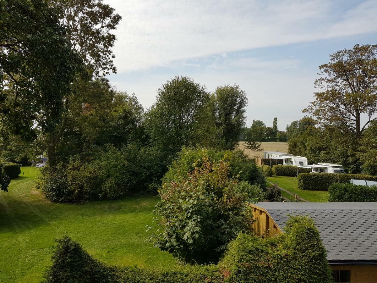 Camping De Blauwe Reiger Pieterzijl Exterior foto
