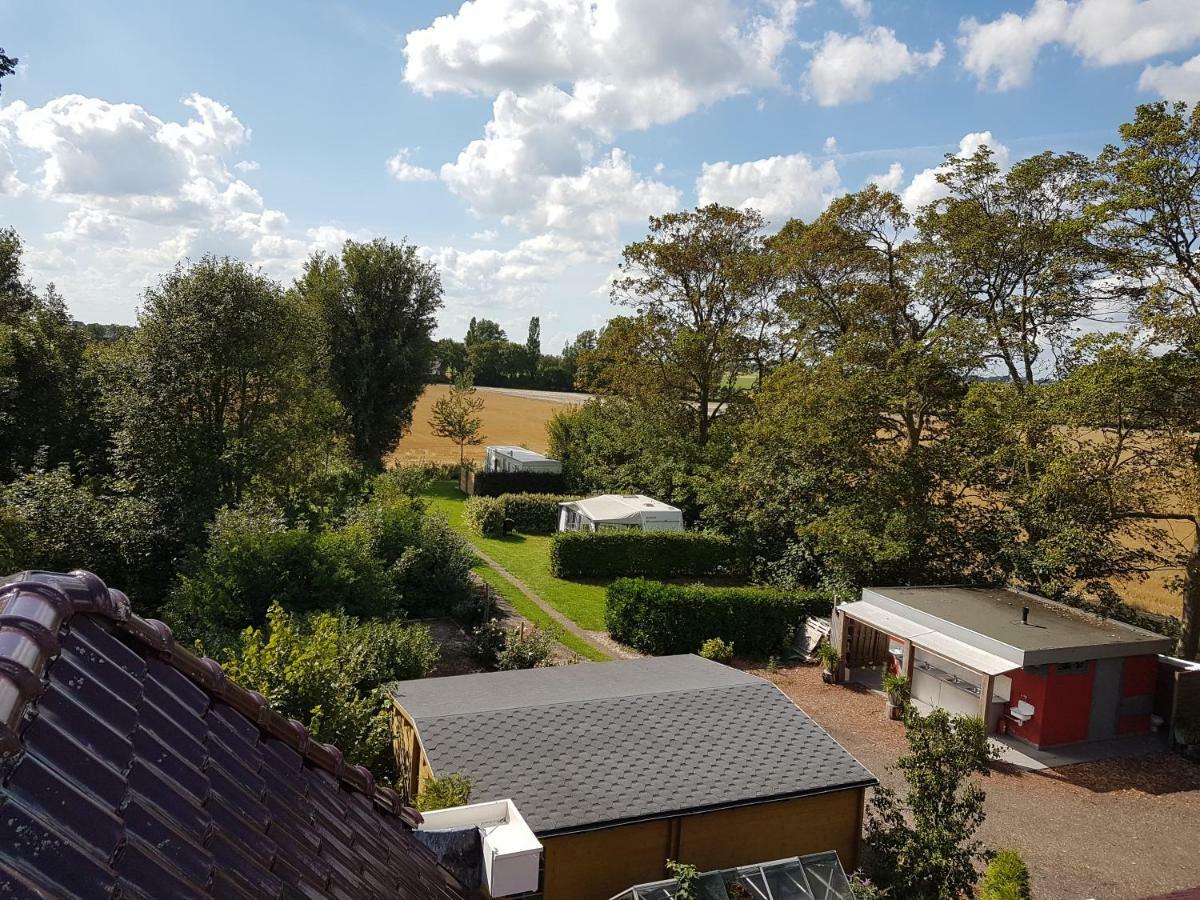 Camping De Blauwe Reiger Pieterzijl Exterior foto